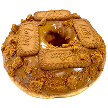 Load image into Gallery viewer, Giant Lotus Biscoff Donut Cake
