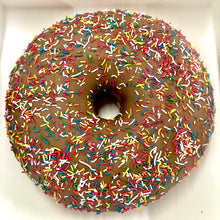 Load image into Gallery viewer, Giant Caramel Donut Cake