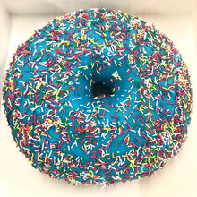 Load image into Gallery viewer, Giant Blue Donut Cake