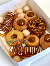 Load image into Gallery viewer, Caramel Craze Gift Pack