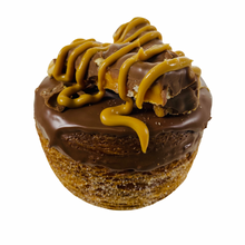 Load image into Gallery viewer, 6 Pack Picnic Cronut Gift Box