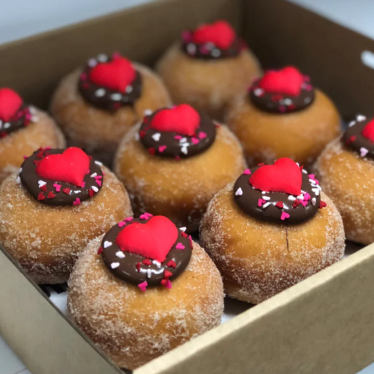 9 Pack Mini Love Filled Donuts