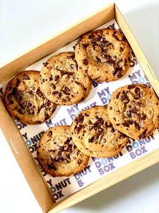 6 Pack Chocolate Chip Cookies