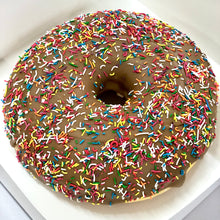 Load image into Gallery viewer, Giant Caramel Donut Cake