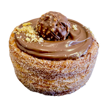 Load image into Gallery viewer, 6 Pack Nutella Ferrero Cronut Gift Box