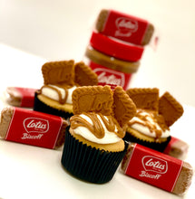 Load image into Gallery viewer, Cupcakes Lotus Biscoff 6 Pack Gift Box